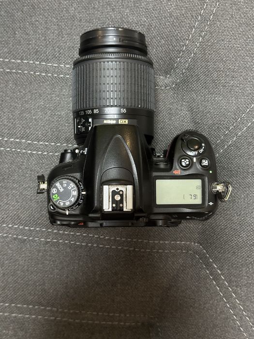 Nikon D7000 + Nikkor AF-S 55-200мм f: 4-5,6