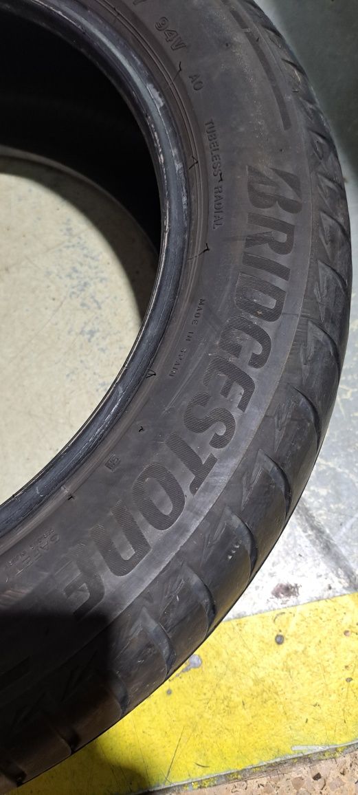 Pneus 215 /55/17 varios pneus Bridgestone