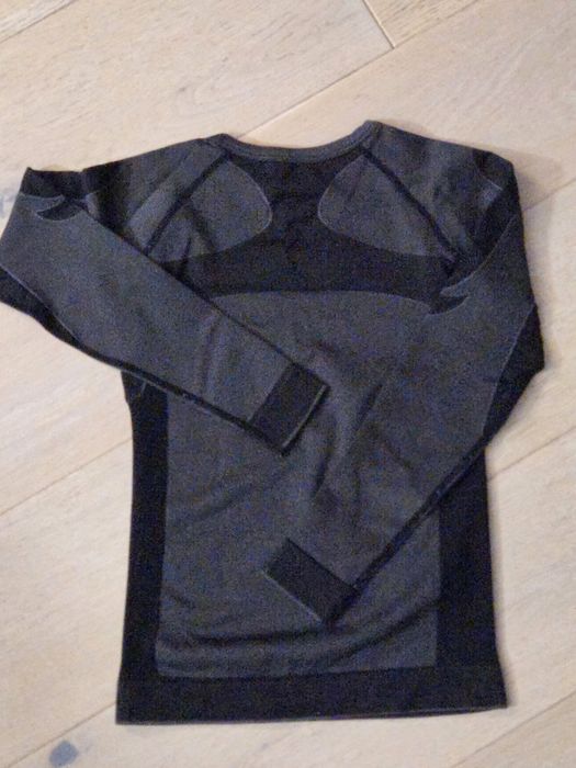 BRUGI.  Koszulka termoaktywna.