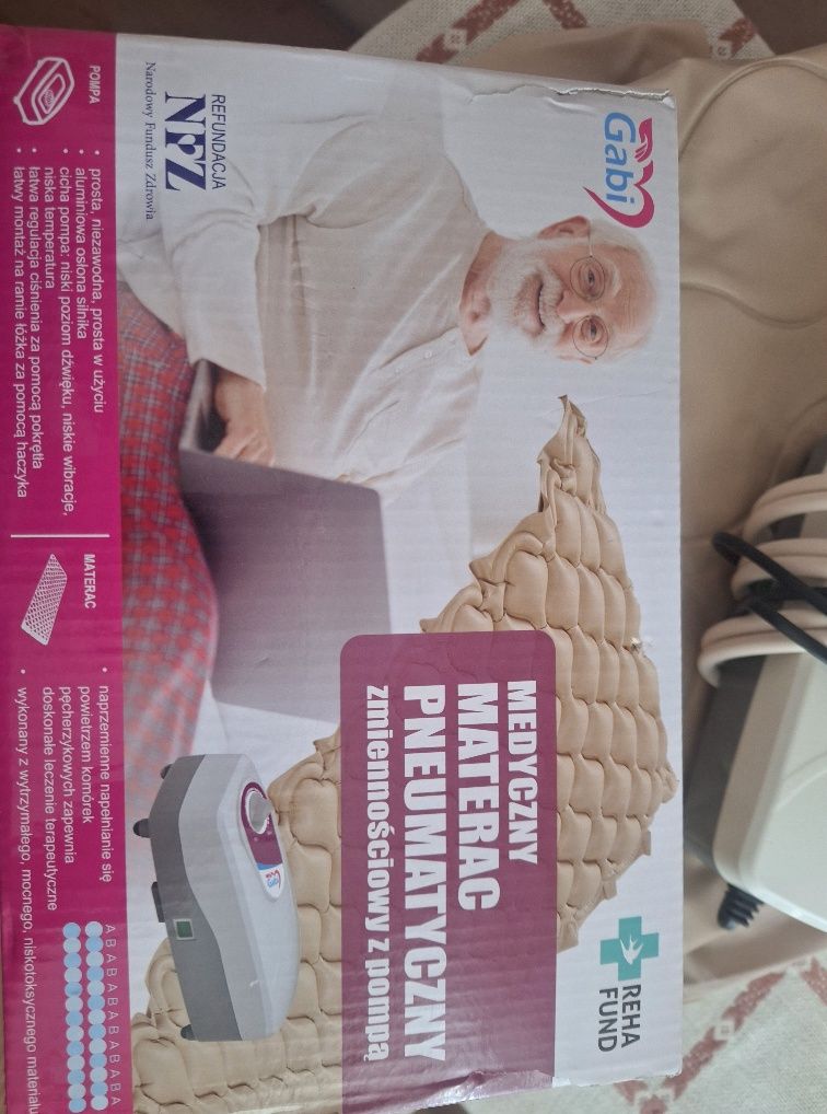 Materac przeciwodleżynowy zmiennocisnieniowy