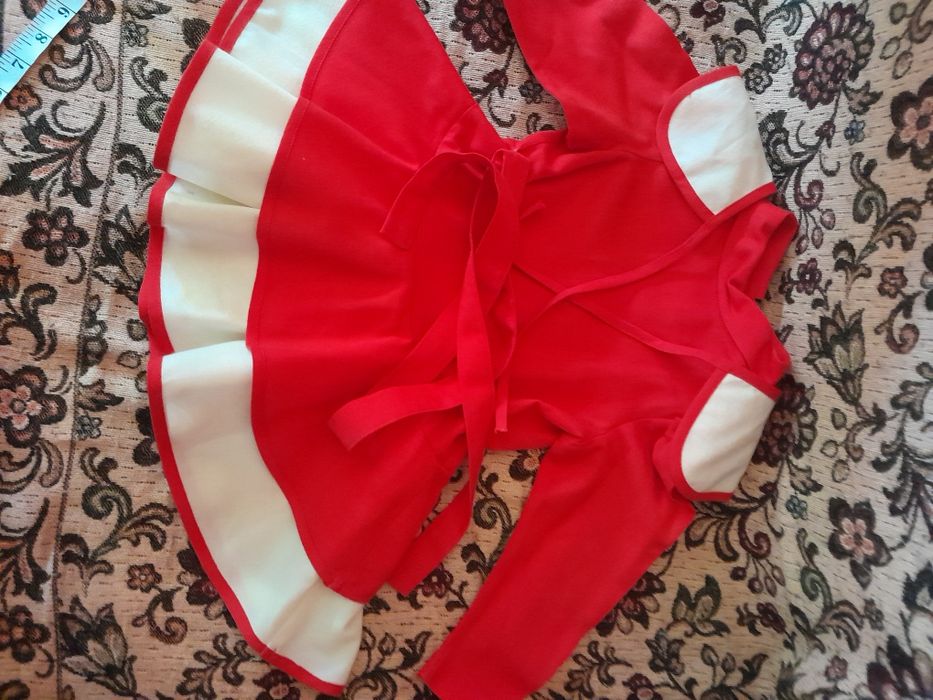 Платья детские красное и синее байковое