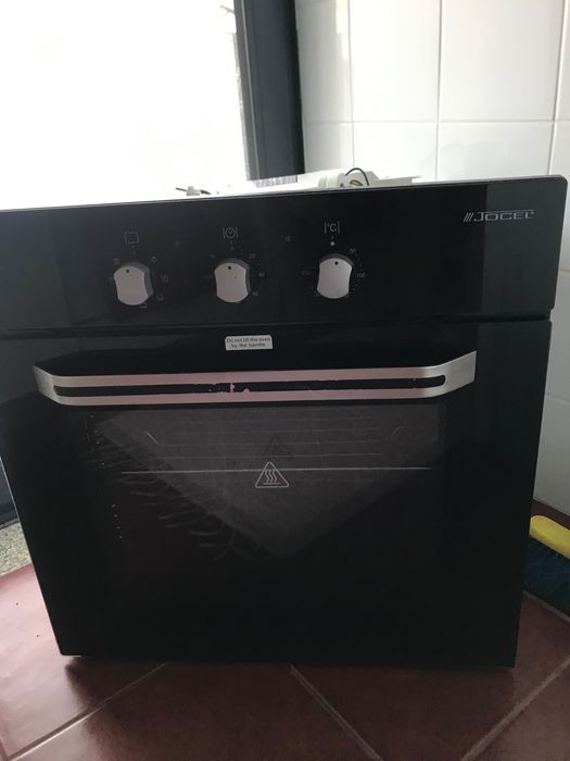Vendo um forno elétrico da marca SEMI-NOVO
