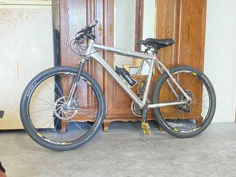 Bicicleta mountain bike (MTB) alumínio