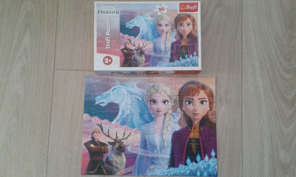 Zestaw Kraina Lodu śniadaniówka kubek budzik książeczka puzzle