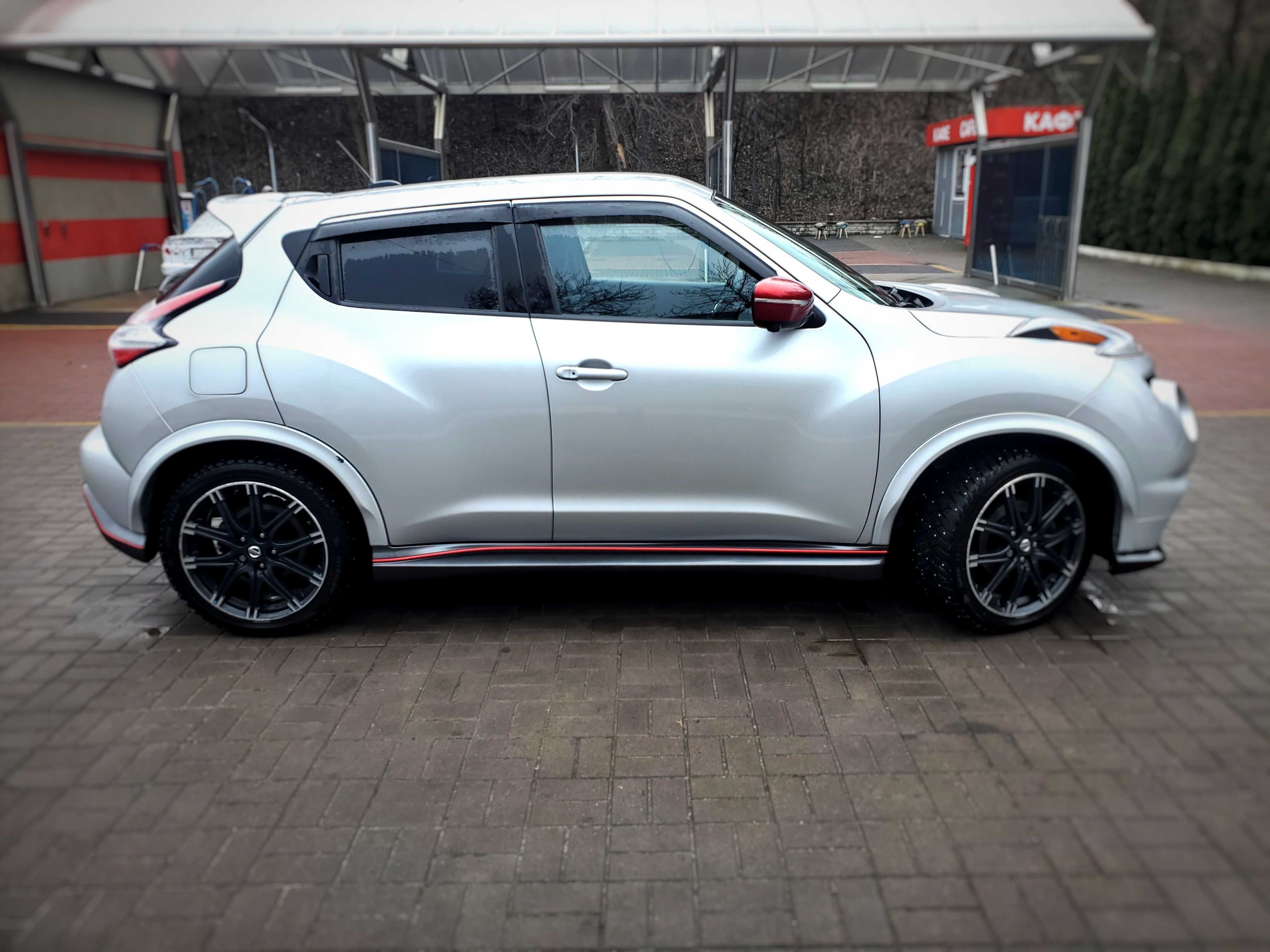 Nissan Juke Nismo 1.6 4WD (F15), 200 л.с. 2015 року