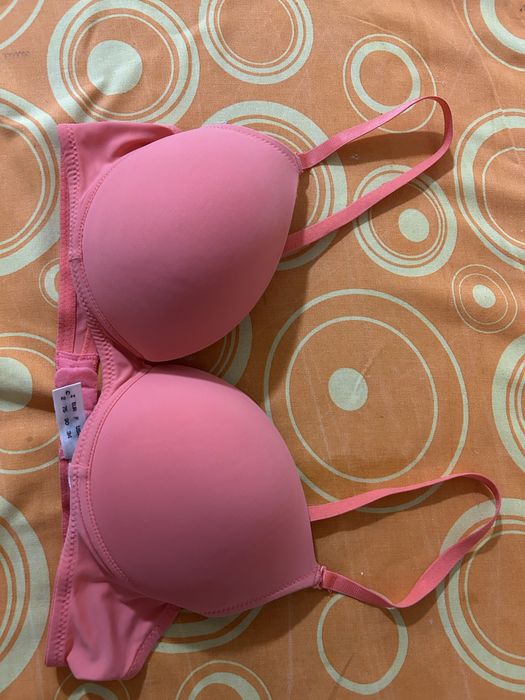 Жіноча білизна acousma