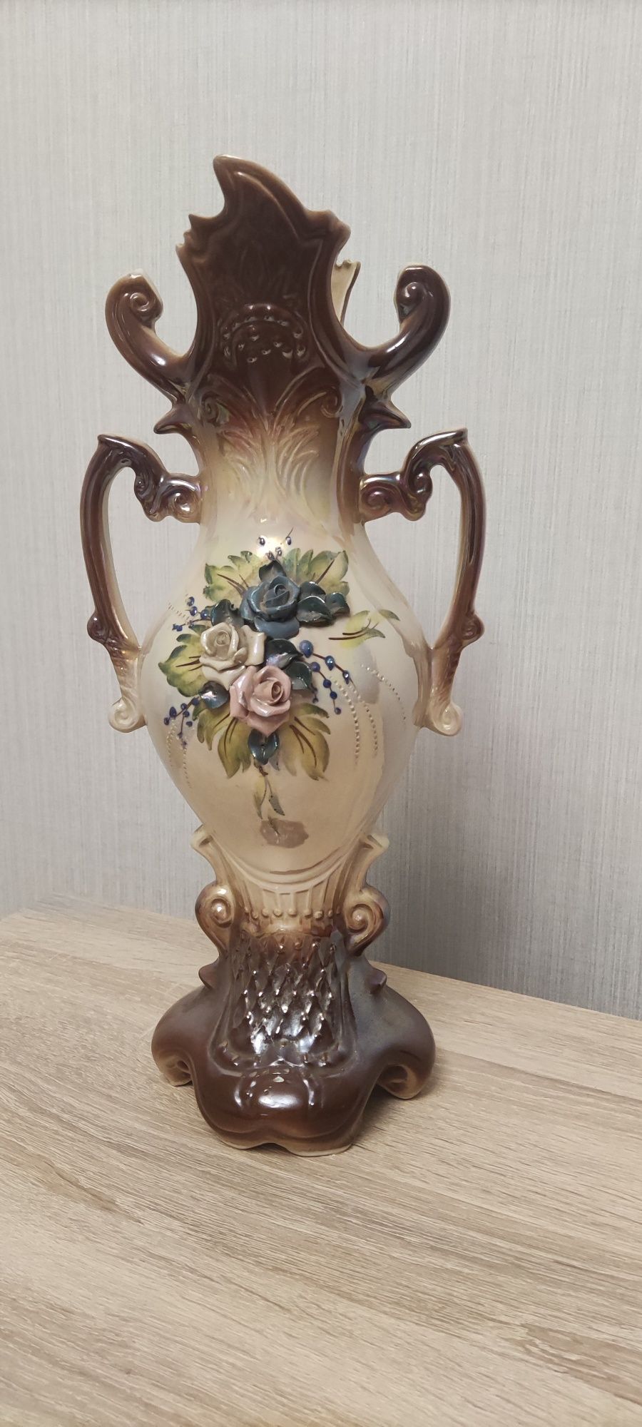Продається керамічна ваза для квітів