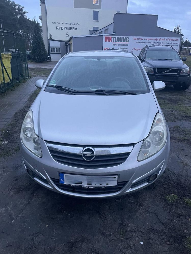 Sprzedam Opel Corsa D 2007- benzyna, 191 850km