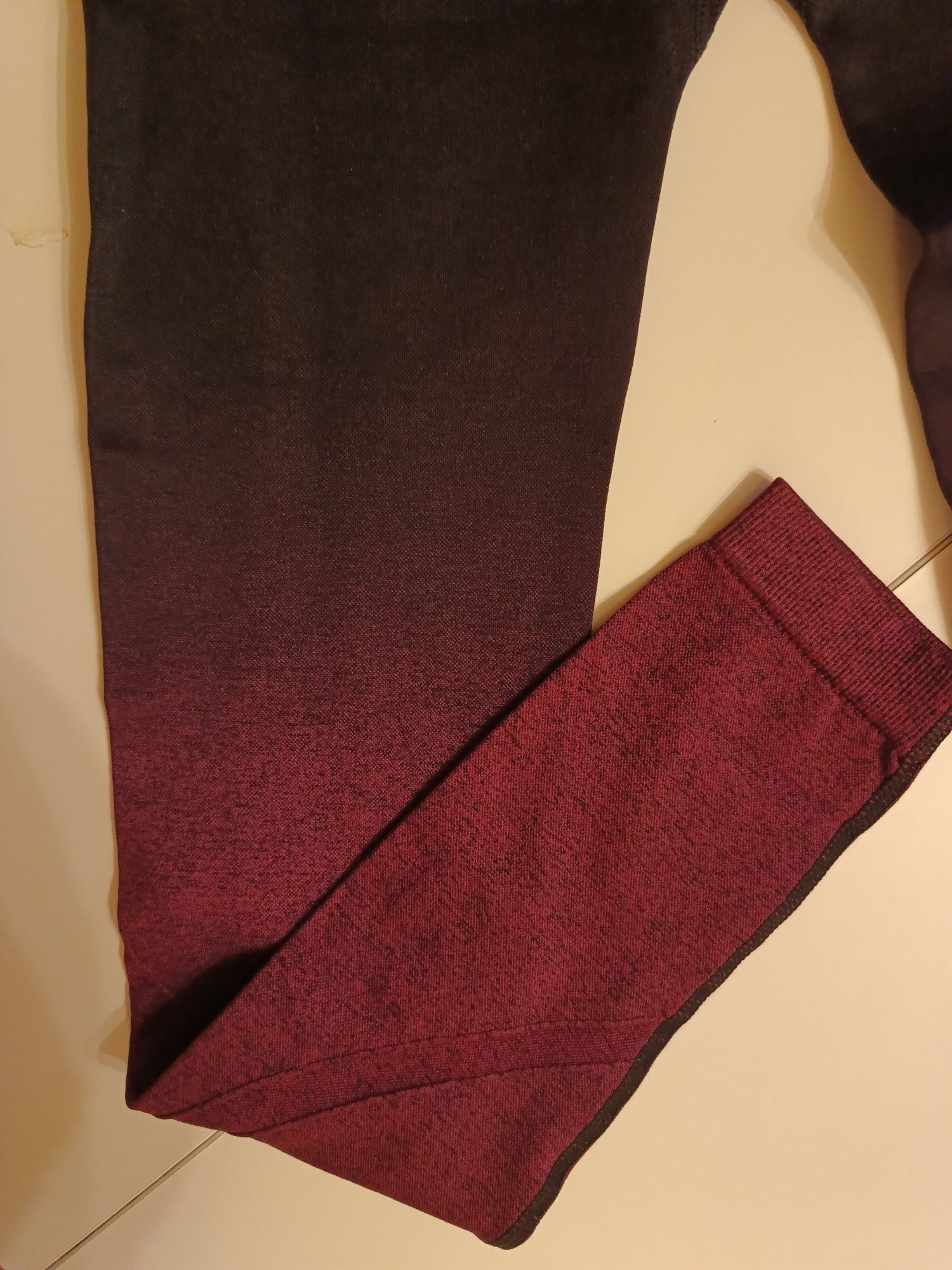 Nowe legginsy rozmiar s