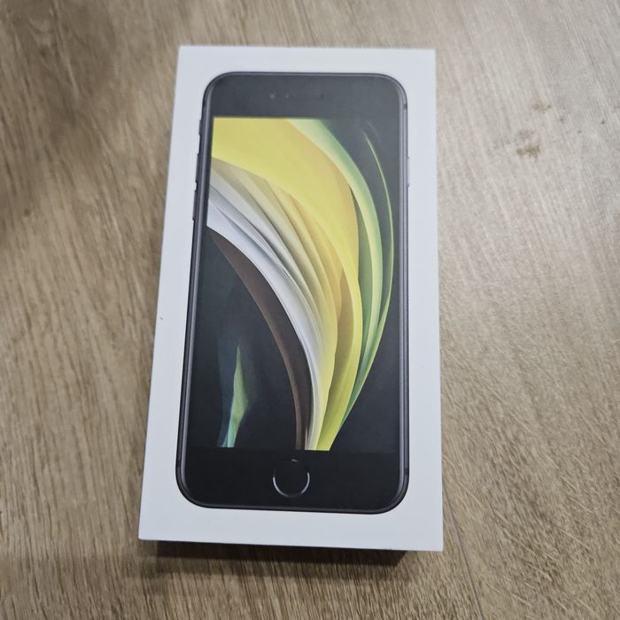 Продам iPhone SE 2020 128GB Black