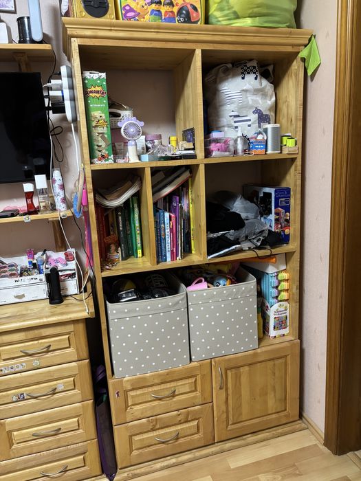 Меблі у дитячу кімнату натуральне дерево