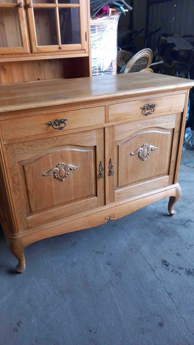 komoda z drewna dębowego