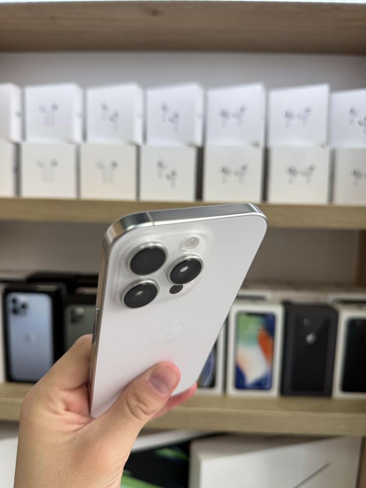iPhone 16 Pro 512GB White Titanium
