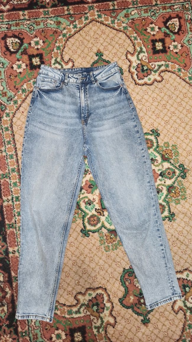 Jeansy boyfriend mom denim