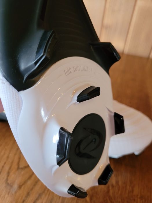 NIKE Phantom LUNA II Academy FG/MG