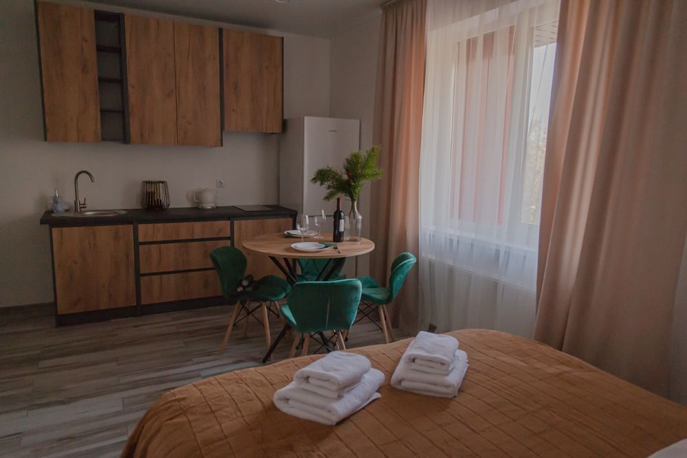 Квартира подобово та погодинно №16