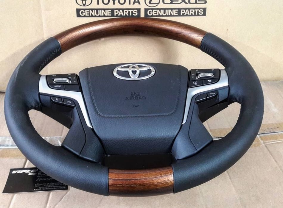 Toyota Land Cruiser 200 рестайлинг салона с 2008 в 2016+