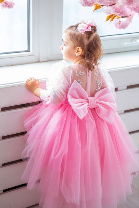 Святкова сукня для дівчинки 98