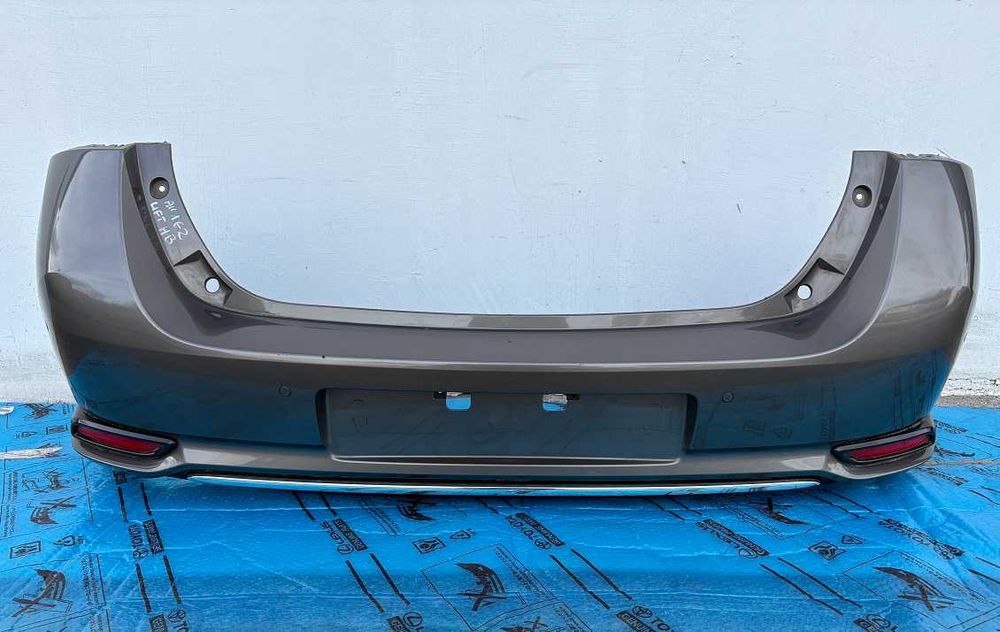 zderzak tył 1G2 Toyota Auris II hatchback lift 2015-18