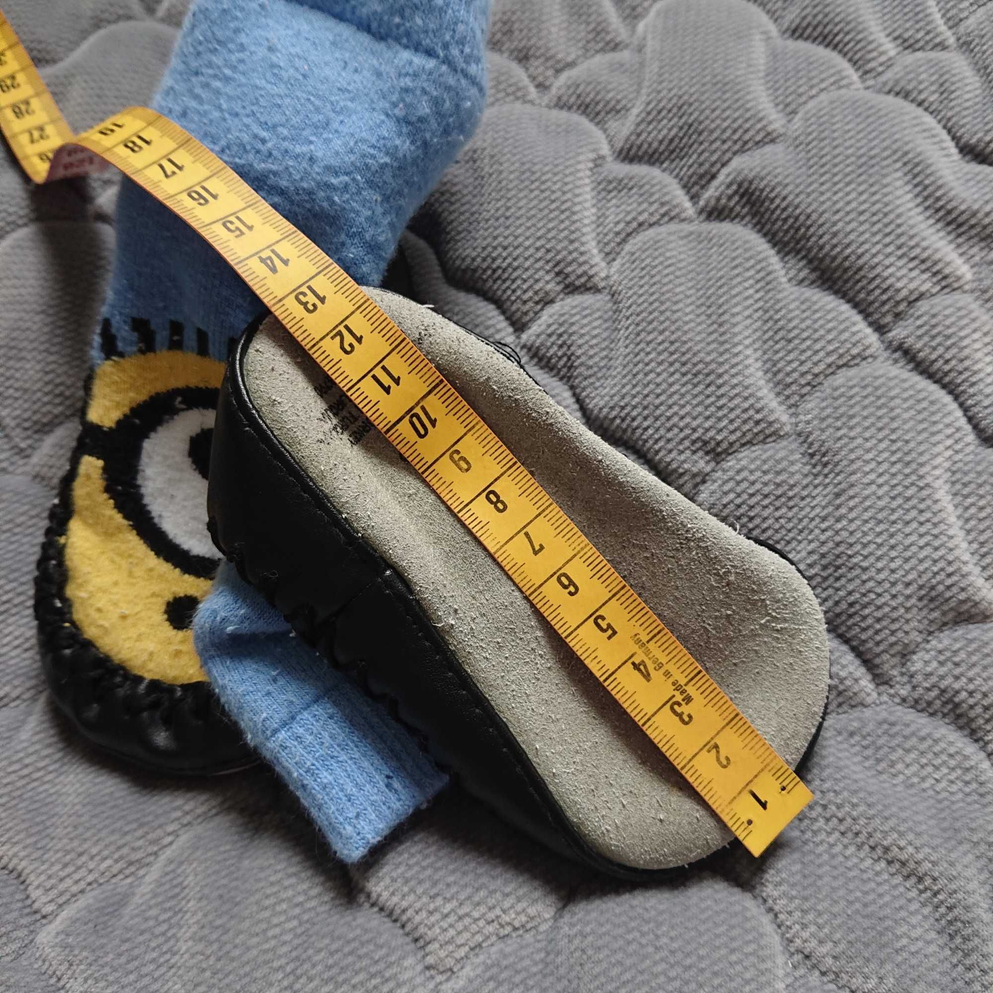 Skarpetki - ciapcie Minionki, rozmiar 22/23
