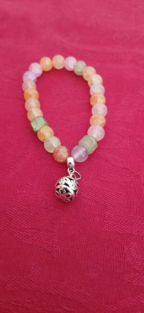 Pulseira colorida nova