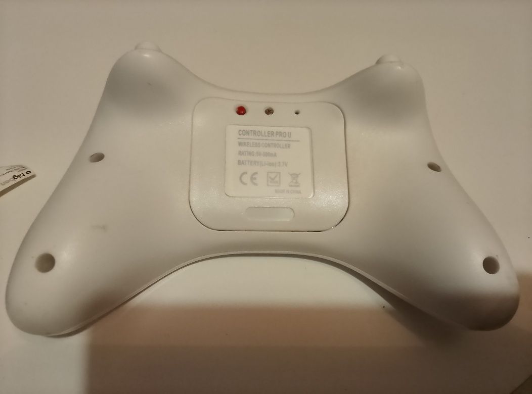 Kontroler Nintendo Wii U Pro