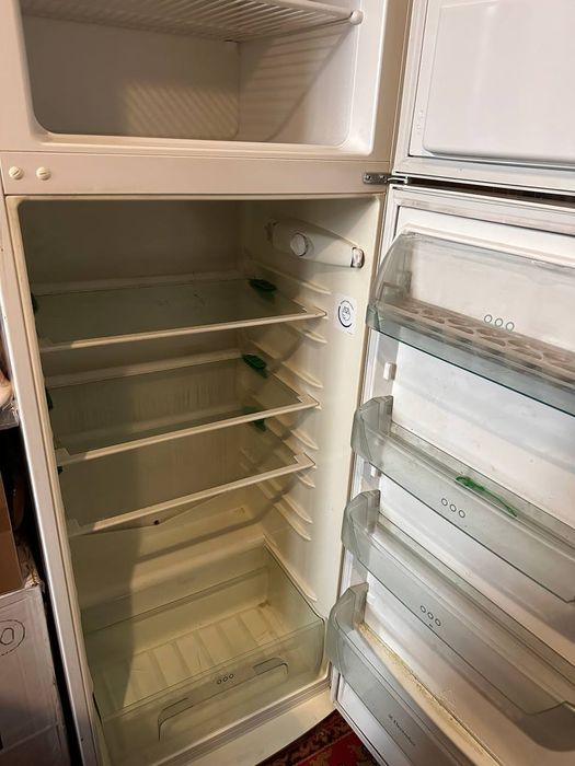 Холодильник Electrolux в гарному стані