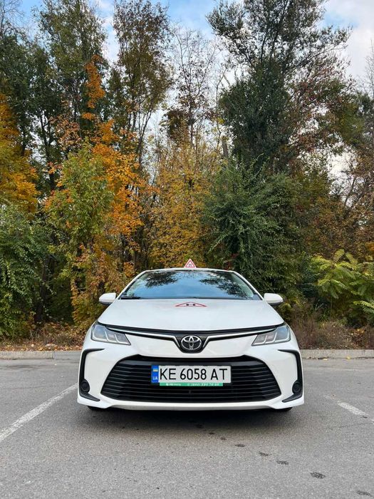 інструктор з водіння приватно