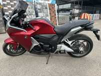 Мотоцикл HONDA VFR1200F