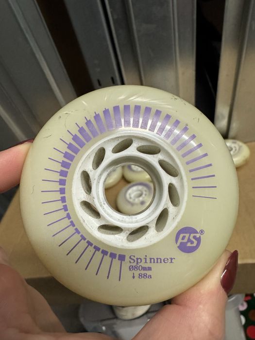 Kółka do rolek Powerslide  80mm 88A 4szt. Jasno fiolotewe