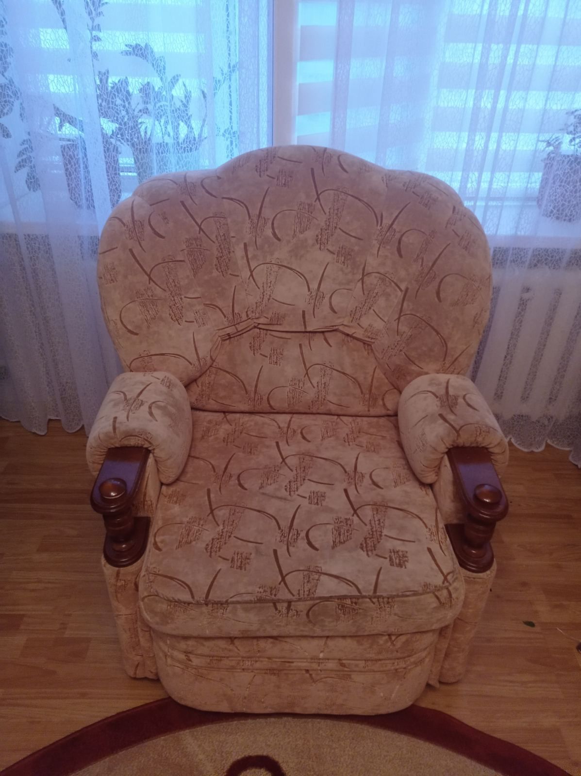 Продам диван з кріслом