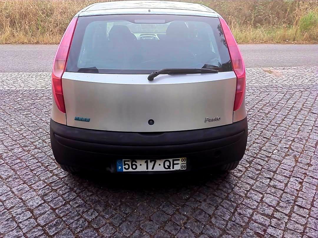 Fiat punto 1.2.     ano: 2000