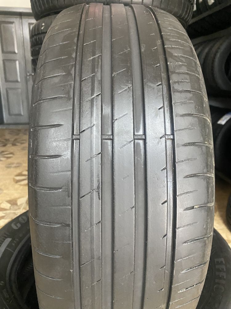215/55/17 94V GOODYEAR EFFICIENT GRIP Performance
