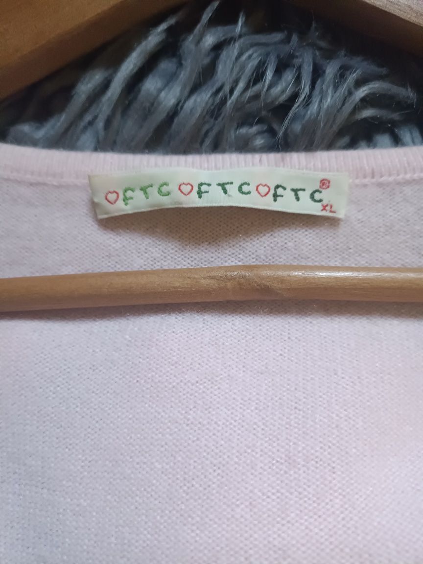 Sweter kaszmir FTC