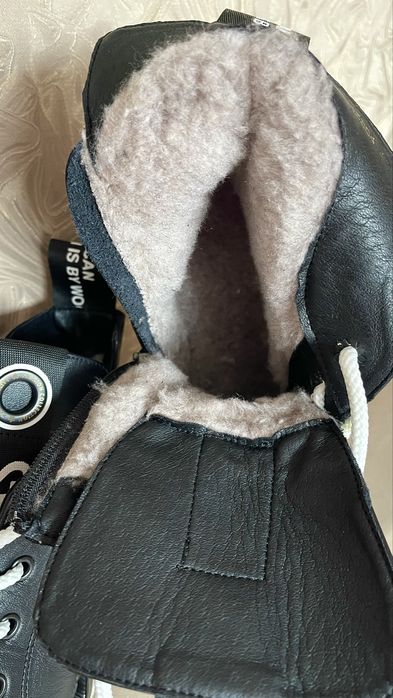 Продам зимние кожаные ботинки