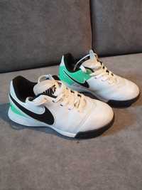 Buty Nike, rozmiar 27