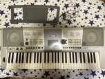 Синтератор Yamaha PSR E403