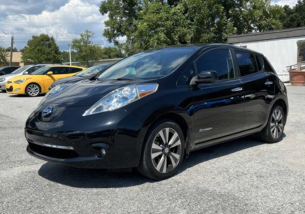 Nissan LEAF SL      2015