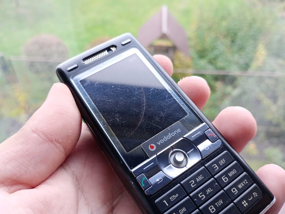 Kultowy Telefon Komórkowy Sony Ericsson K800i (Brak simlock)
