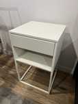Biala szafka nocna Ikea