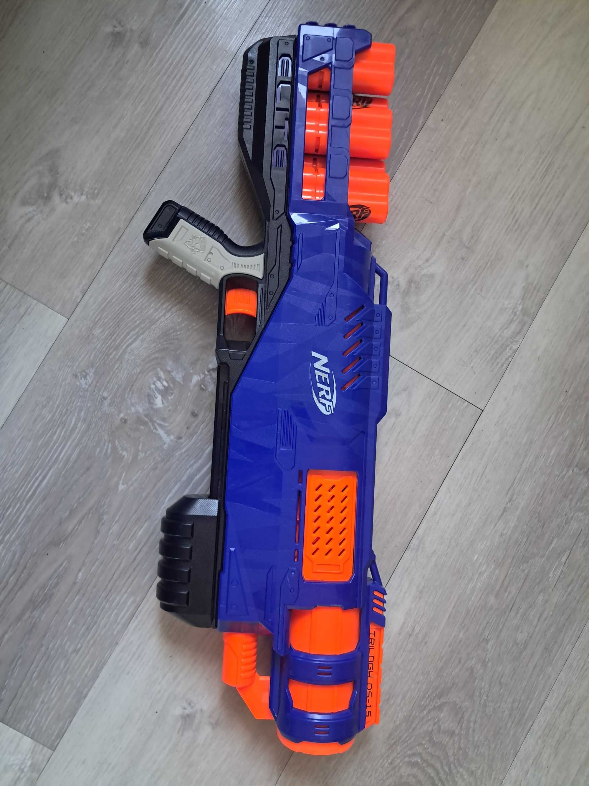 Nerf trilogy DS-15 seria n-strike elite + gratis Nerf elite 2.0