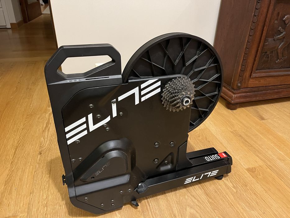 Trenażer interaktywny Elite Suito