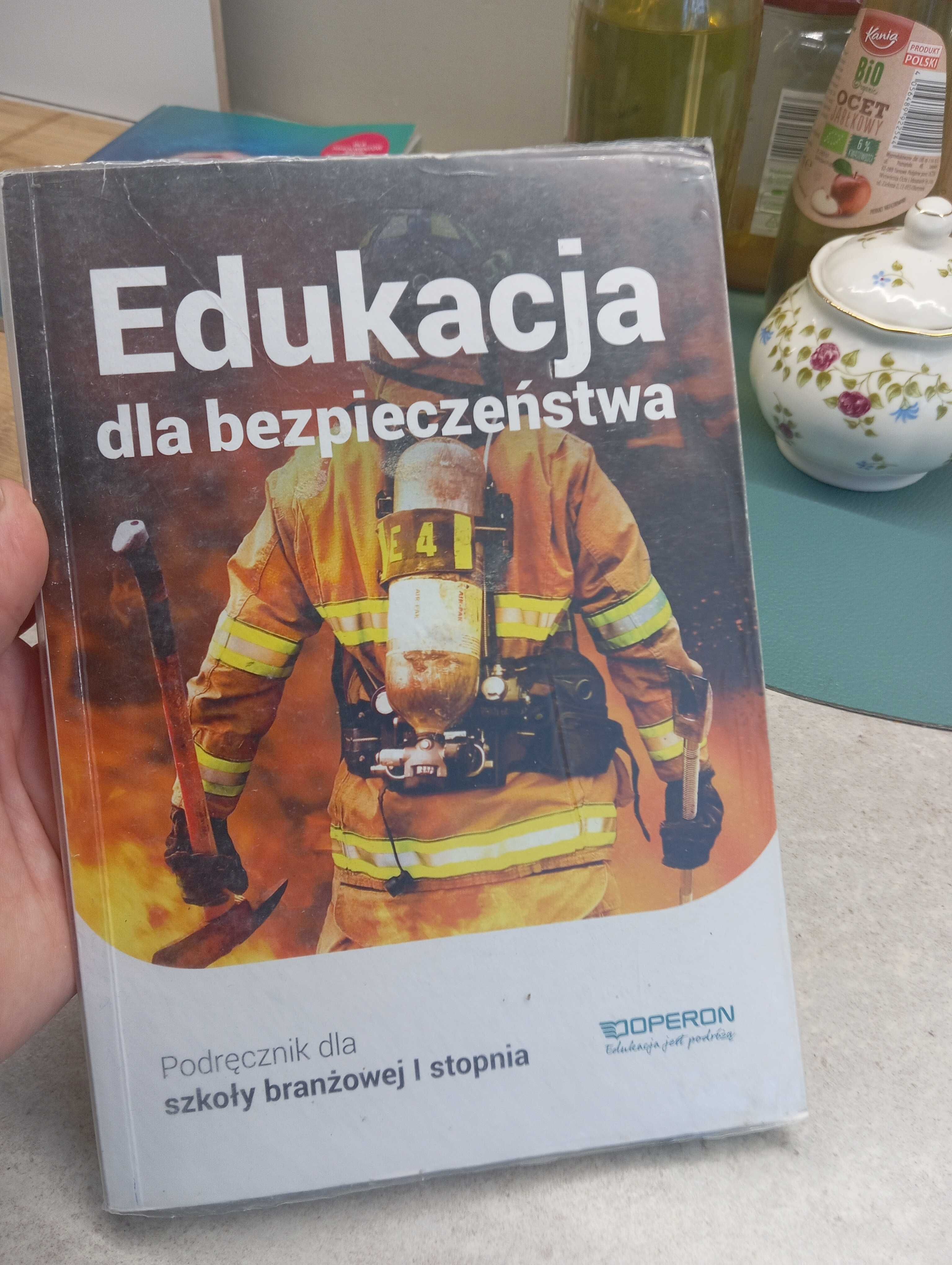 Edukacja dla bezpieczeństwa Operon Podręcznik