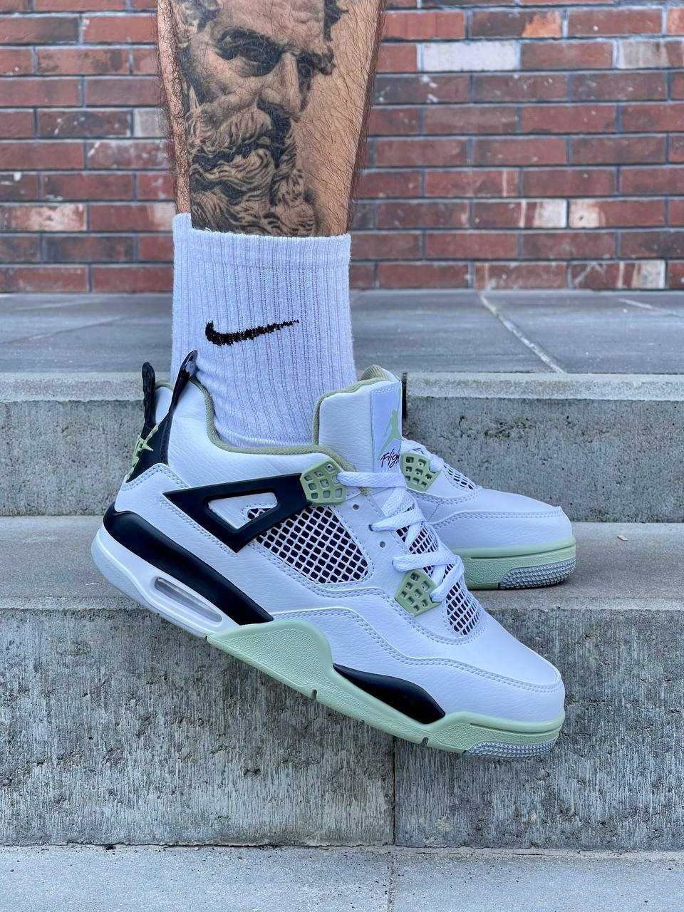 Чоловічі кросівки Nike Air Jordan 4 Retro Seafoam (41-45 р.)