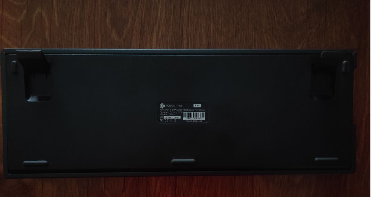 Keychron K8 Wireless Aluminum Frame, Gateron Red, Hot-Swap, RGB + CASE