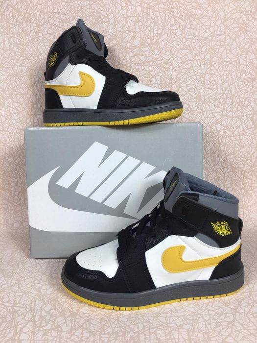 Кросівки дитяч,і Кроссовки хайтопы детские NIKE JORDAN