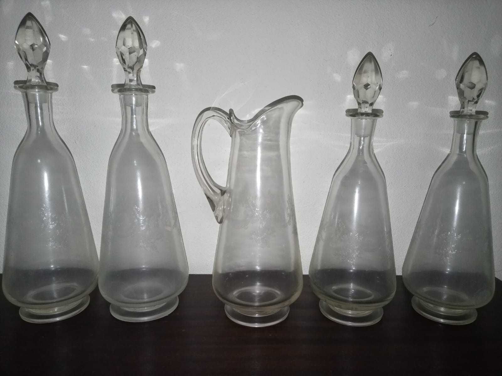 Conjunto de copos de cristal vintage