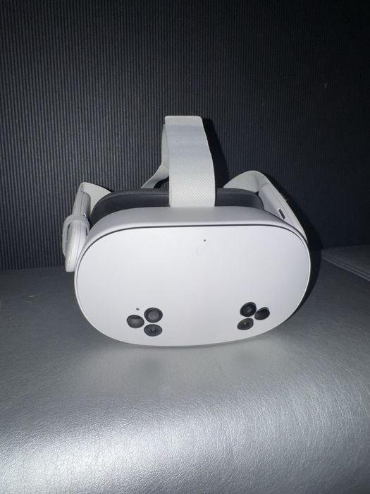 Продам виар очки meta quest 3s