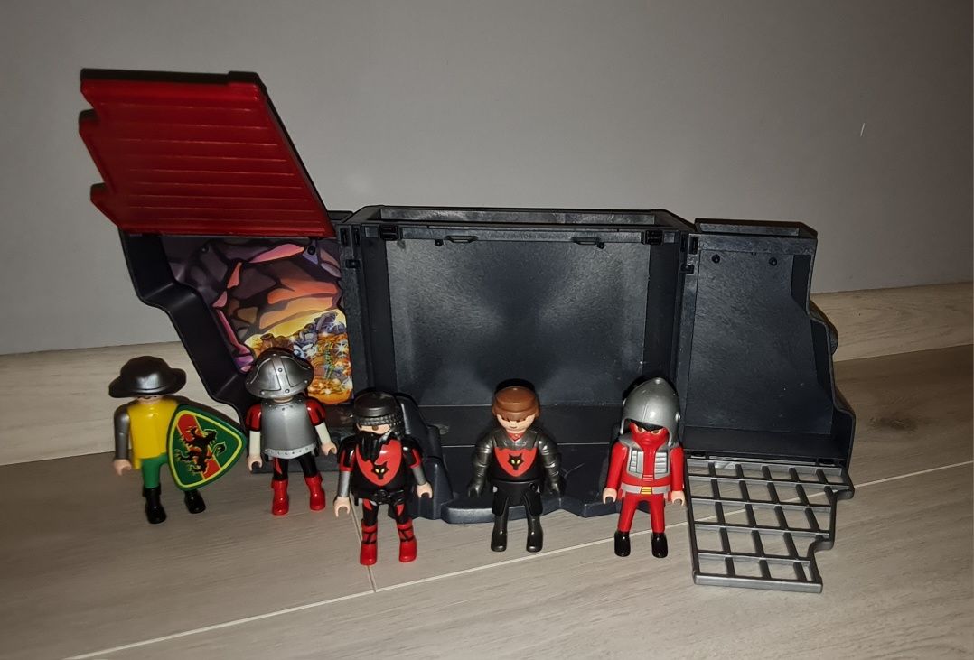 Figurki zestaw kolekcja rycerze Playmobil mini fort