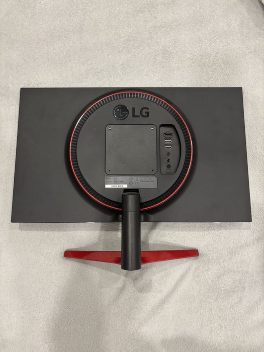 Monitor LG usado poucas vezes, como novo